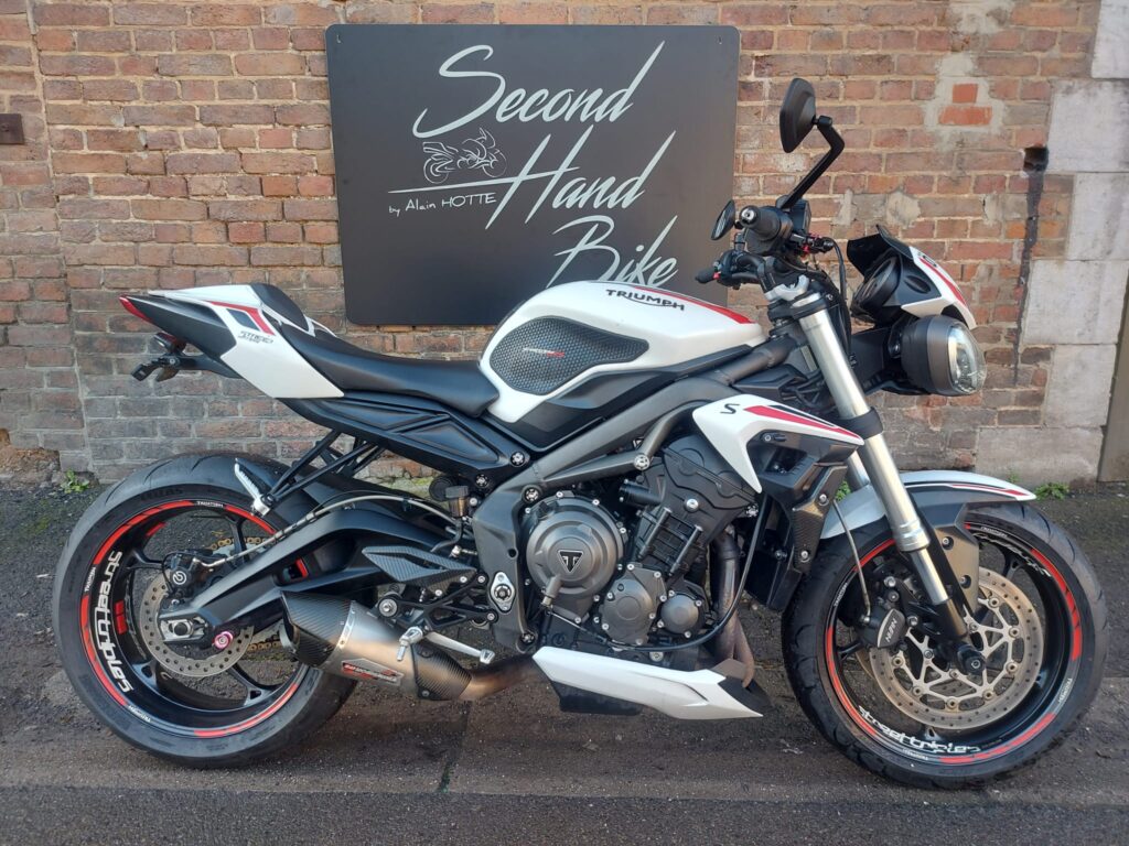 2020 Triumph STREET TRIPLE S 660