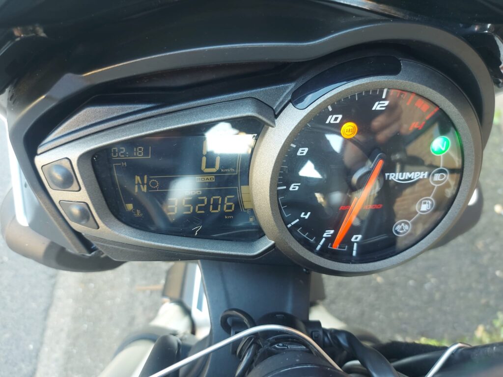 2020 Triumph STREET TRIPLE S 660