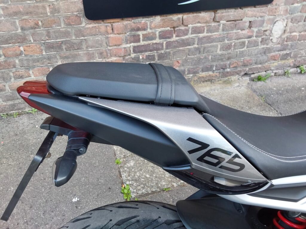 2023 Triumph STREET TRIPLE R 765