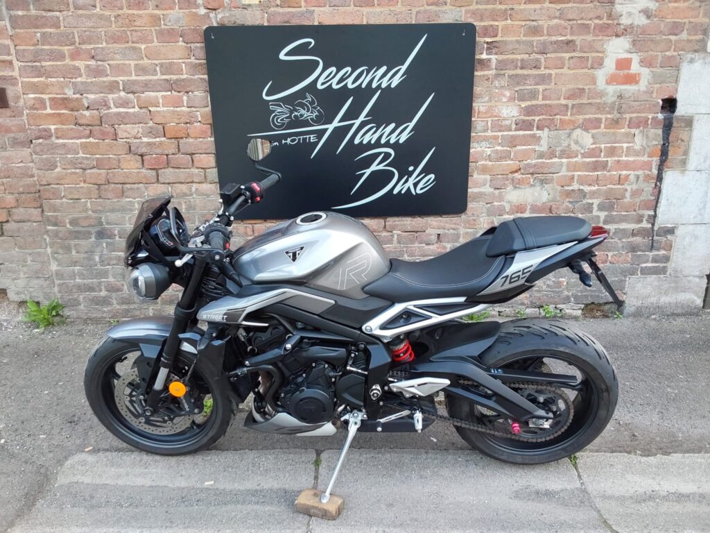 2023 Triumph STREET TRIPLE R 765
