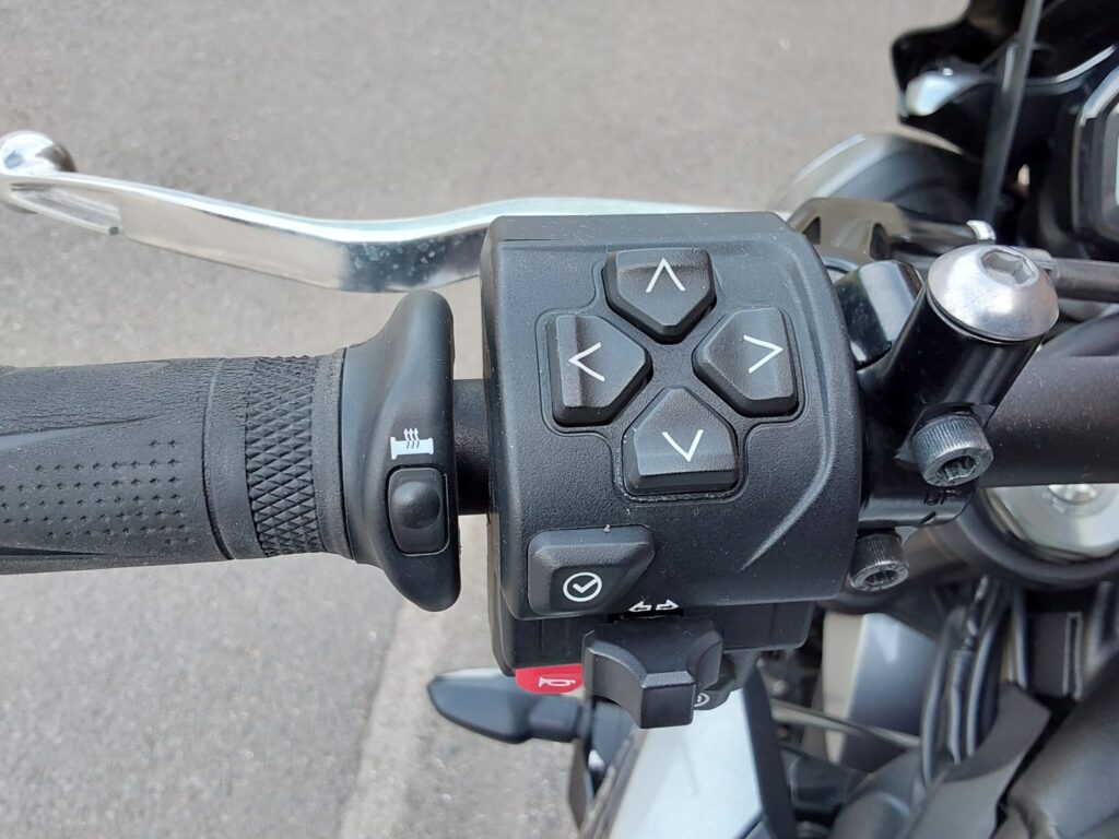 2023 Triumph STREET TRIPLE R 765
