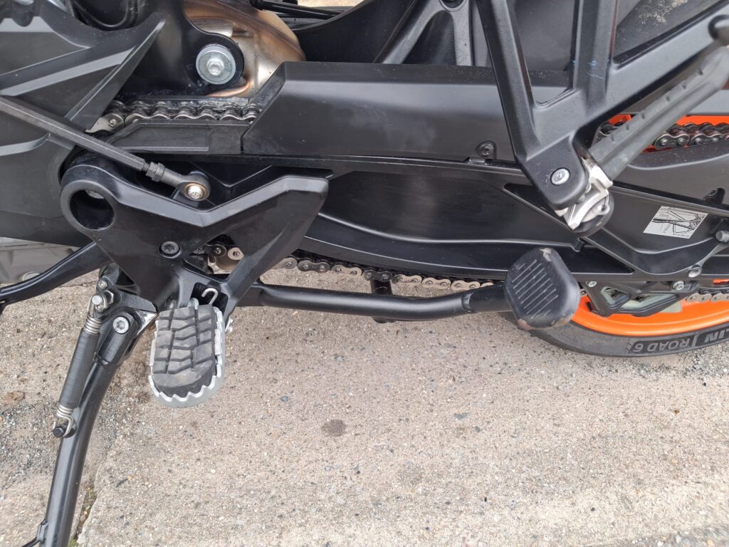 2024 KTM 890 SMT