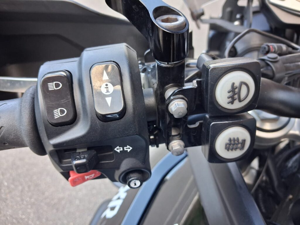 2017 Triumph TIGER 800 XRX
