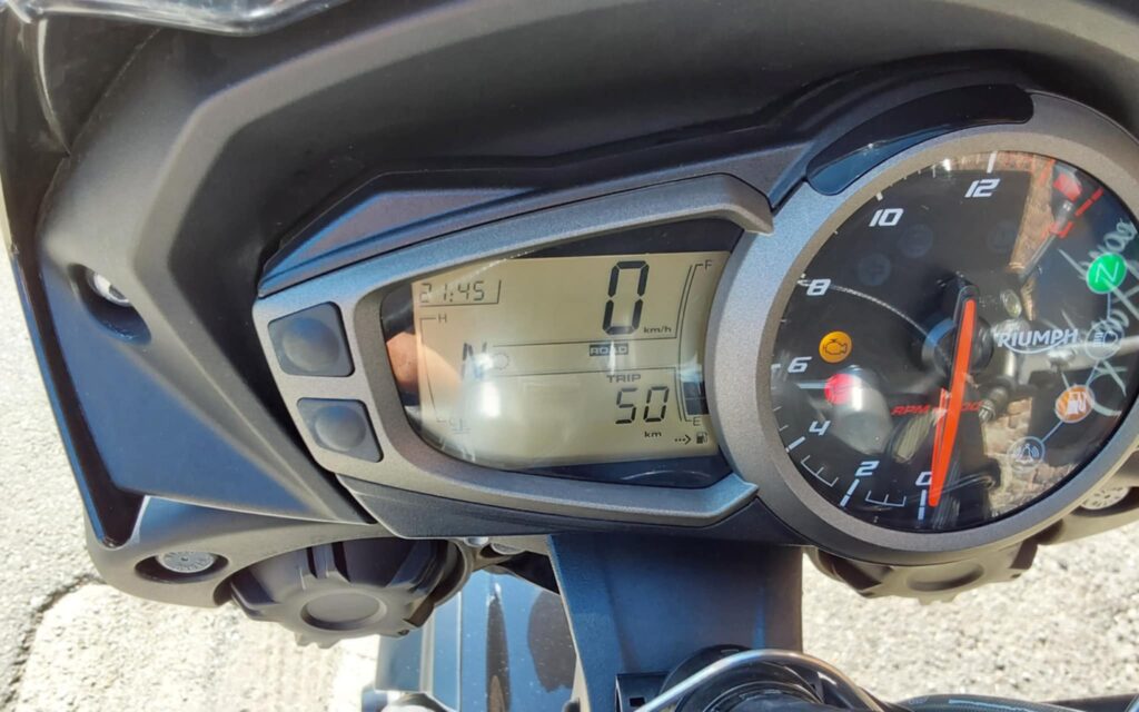 2020 Triumph STREET TRIPLE S 765